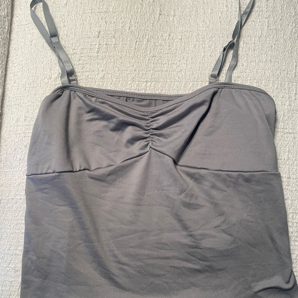 SHEIN tank - Picture 2 of 2